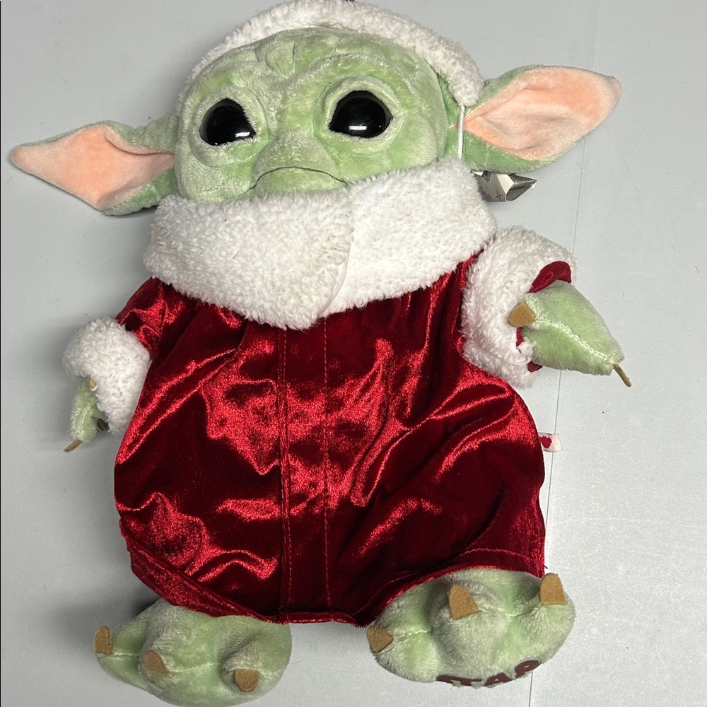 Build a bear Santa Yoda mandalorian the child plush